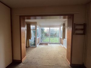 SUN LOUNGE AREA- click for photo gallery